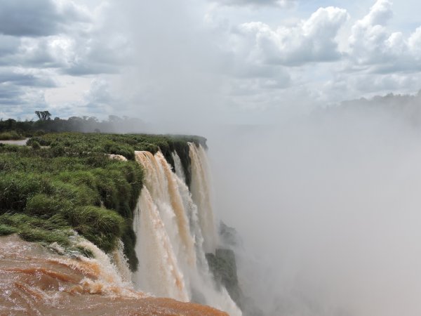 Vodopadi Iguazu, atrakcija pokrajine Misiones