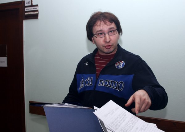 CROPIX / Mario Pusić