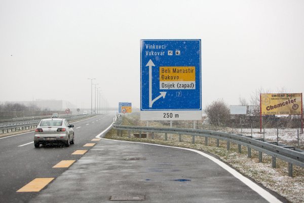 Prvi ovogodišnji snijeg u Slavoniji nije prouzročio nikakve probleme