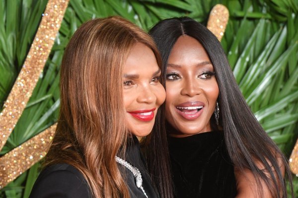 Valerie Morris i Naomi Campbell