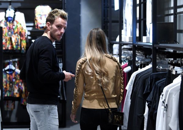 Ivan Rakitić sa suprugom