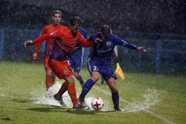 Slaven Belupo Lokomotiva prekid zbog kiše