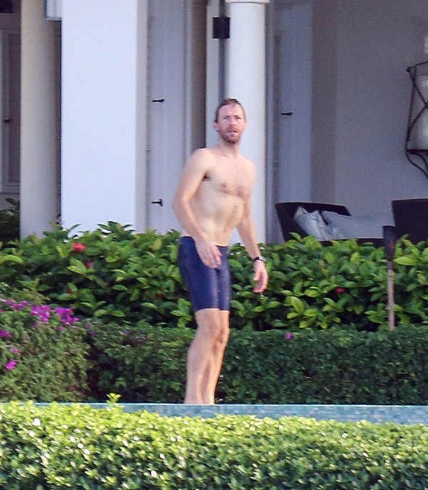 Chris Martin s obitelji i bivšom suprugom na odmoru