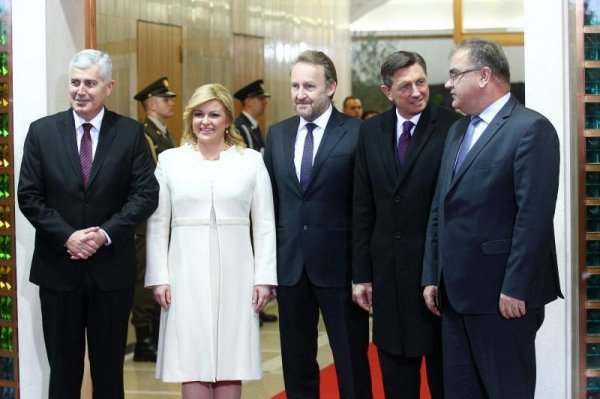 Kolinda Grabar-Kitarović, Borut Pahor i članovi Predsjedništva BiH Bakir Izetbegović, Mladen Ivanić i Dragan Čović