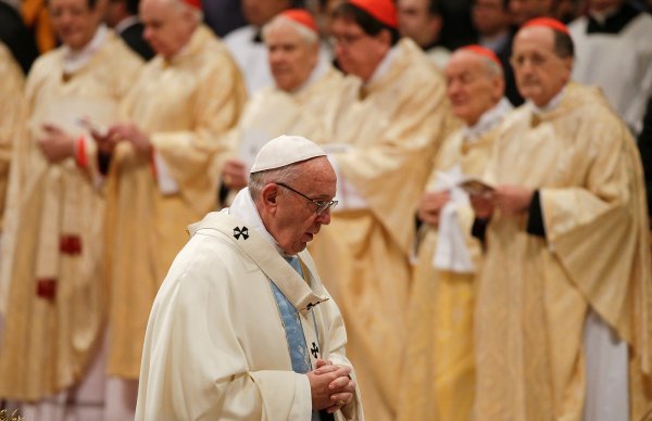 Papa Franjo predvodio svečanu misu u bazilici sv. Petra