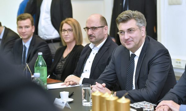 Sjednica Predsjedništva i Nacionalnog vijeća HDZ-a