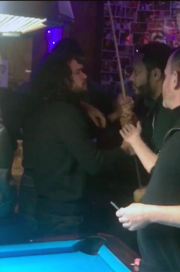 Pijani Kit Harington izbačen iz kafića