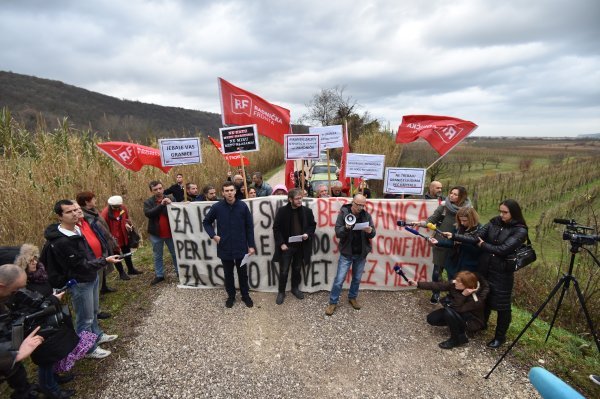 Zajednički prosvjed Radničke fronte i slovenske Levice