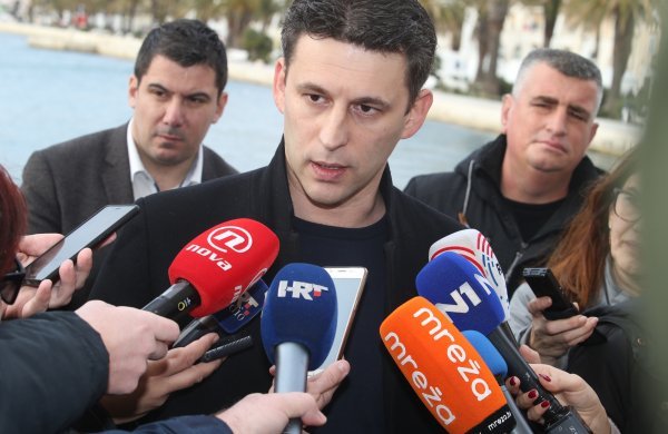 Čelnici Mosta održali konferenciju za medije