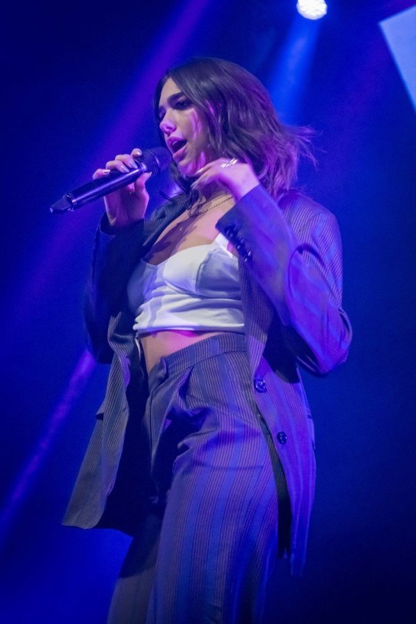 Dua Lipa