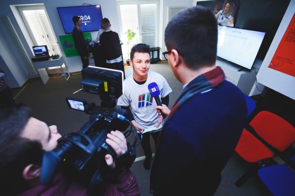 Kontakt s Međunarodnom svemirskom postajom (01)