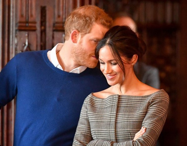 Princ Harry i Meghan Markle u Cardiffu