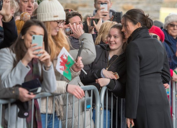 Meghan Markle pristala je i na selfie s obožavateljima