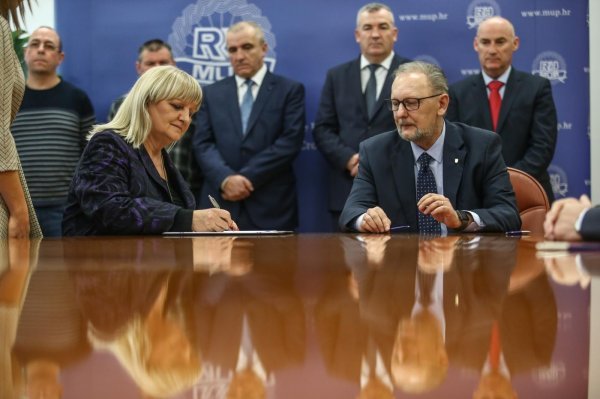 Gordana Odor, Davor Božinović