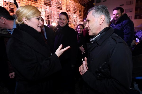 Predsjednica u društvu gradonačelnika na dječjoj operi Brundibar