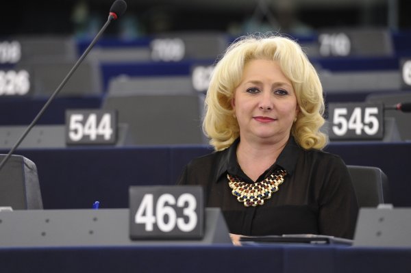 Viorica Dăncilă preuzima vlast dok u Rumunjskoj BDP raste po stopi od 8,8 posto