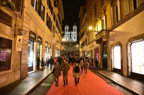 Via Condotti, Rim