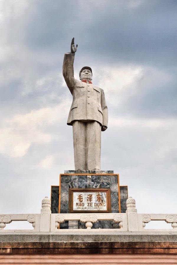 Mao Ce-tung pokrenuo je 1958. kampanju za iskorjenjivanje četiriju pošasti – štakora, muha, komaraca i vrabaca