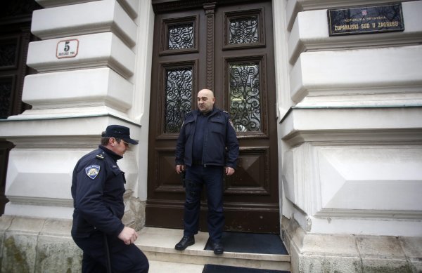 Evakuriana zgrada Županijskog suda na Zrinjevcu