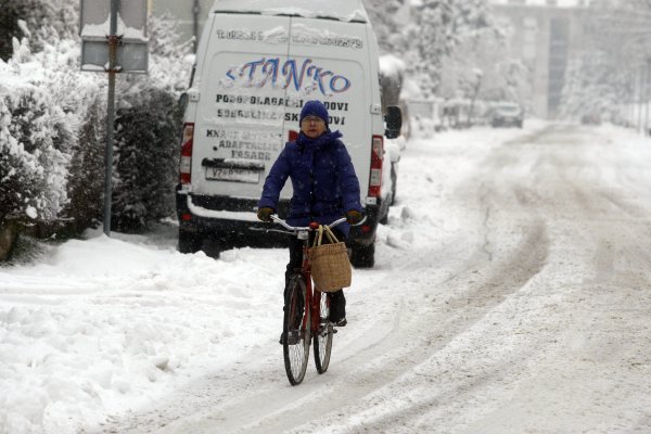 Snijeg je zabijelio i Varaždin