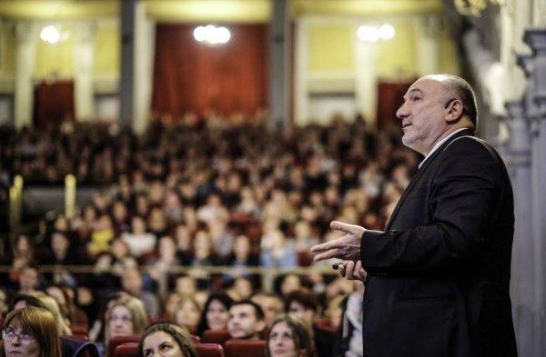 Dr. Zoran Milivojević