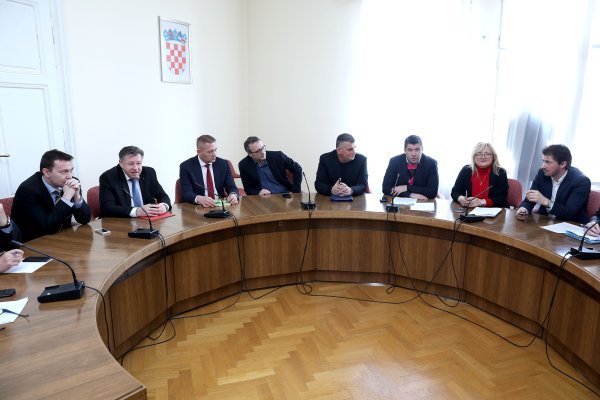 Sastanak oporbe o opozivu ministrice Martine Dalić