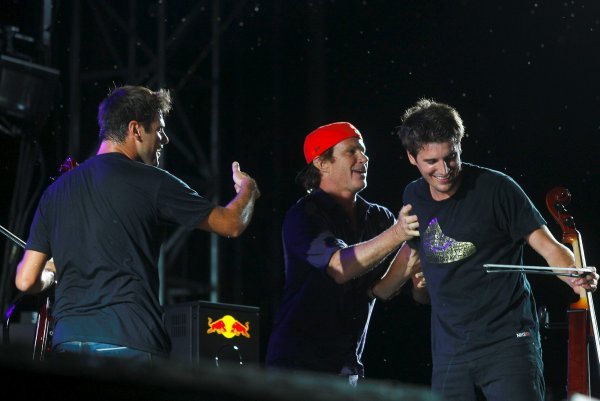 Jedna od najdražih suradnji Luki je bio nastup s Red Hot Chili Peppersima na Hipodromu 2012. godine