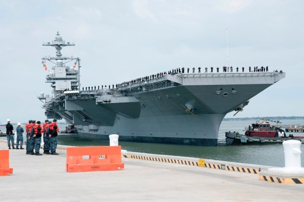 Američki nosač aviona USS Gerald Ford