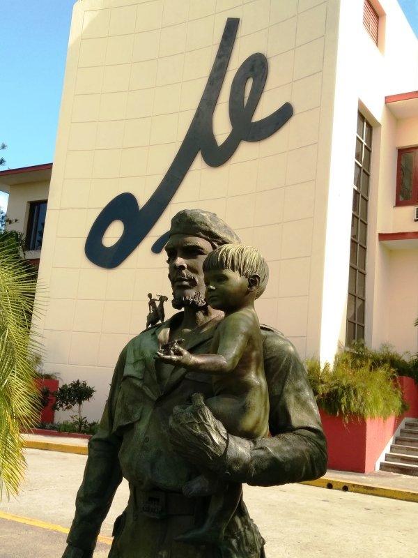 Che s djetetom - trebala je ovo biti bolja budućnost