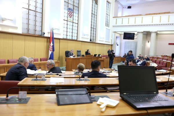 Hajdaš Dončić preuzeo vođenje sjednice