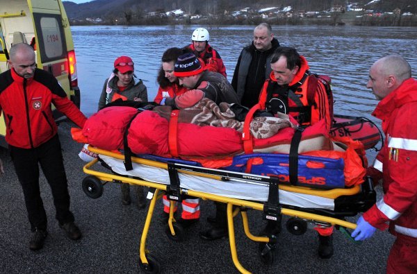 HGSS intervencija u Hrvatskoj Kostajnici