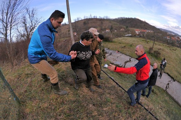 Klizište u Hrvatskoj Kostajnici