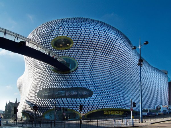Prodajni centar Selfridges u Birminghamu, autori Amanda Levete i Jan Kaplicky