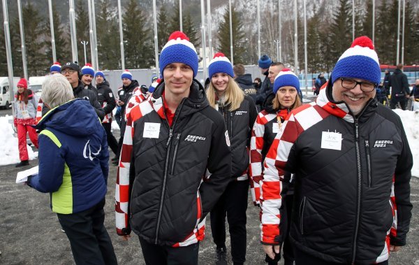 Bruno Bošnjak, Eva Goluža, fizeoterapeutkinja Ivanka Vlahović i Robert Jurić. foto HINA Damir SENČAR ds
