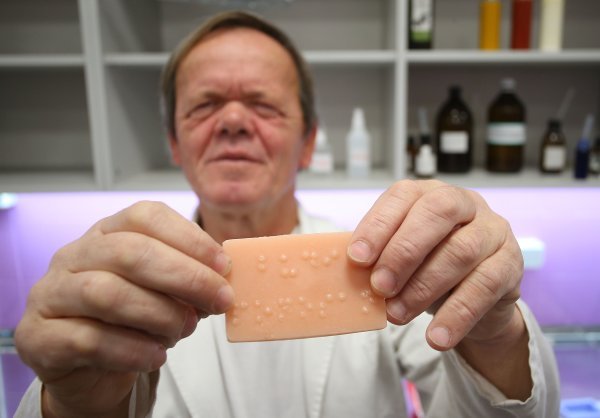 Sapun s točkicama na Brailleovom pismu iz Sfera Visije