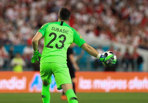 Peru - Hrvatska (Danijel Subašić)