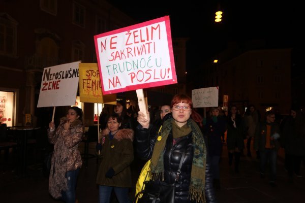 Noćni marš žena u Rijeci