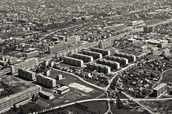 Prostor istočno od raskrižja Savske ceste i Ulice proleterskih brigada (danas Ulica grada Vukovara), 1958.