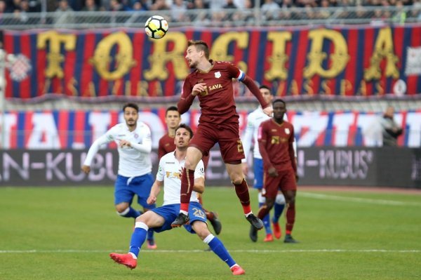 Filip Bradarić u skoku