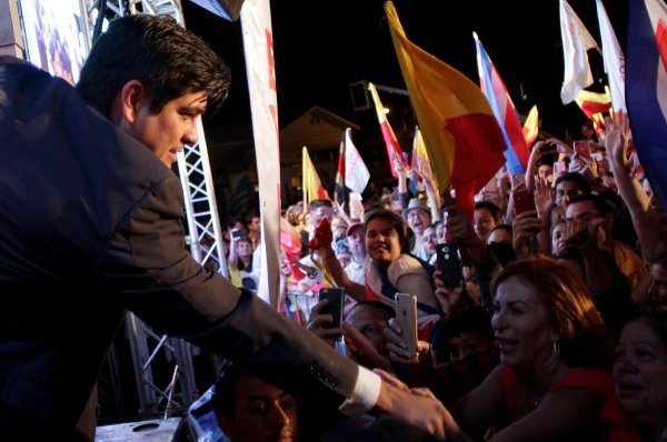 Carlos Alvarado