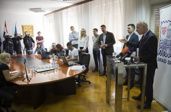 Andro Krstulović Opara