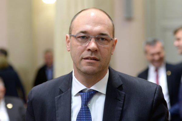 Stier će ostati u HDZ-u, jer nema gdje, smatra Puhovski