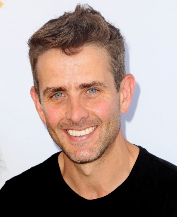 Joey McIntyre