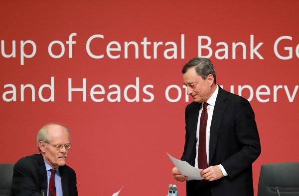 Guverner švedske središnje banke Stefan Ingves i šef ECB-a Mario Draghi