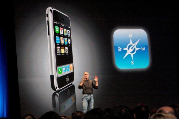 12. Originalni iPhone