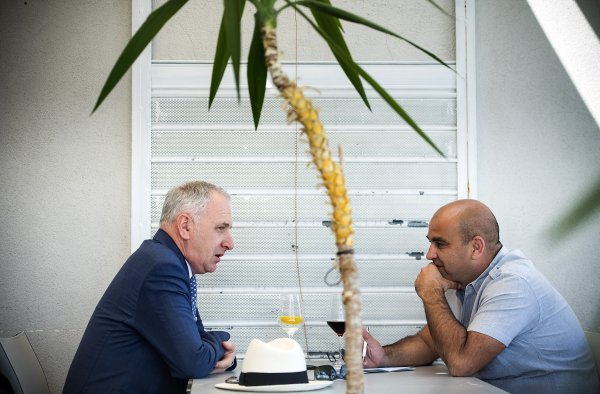 Andro Krstulović Opara s novinarom tportala Damirom Petranovićem