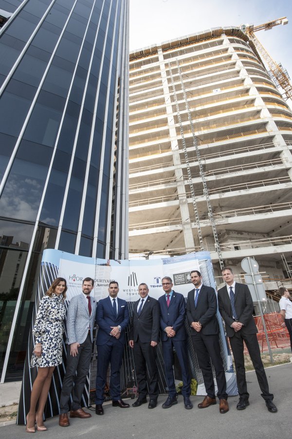 Anamaria Komar, M.Hughes, J. Komar, P. Štromar, G. Cappelli, T. Glavina, Zlatko Sirovec