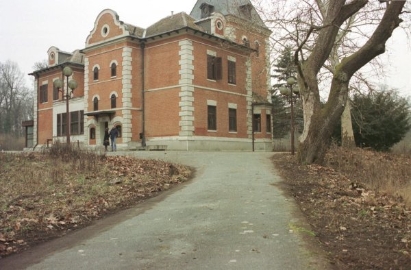 Dvorac Tikveš