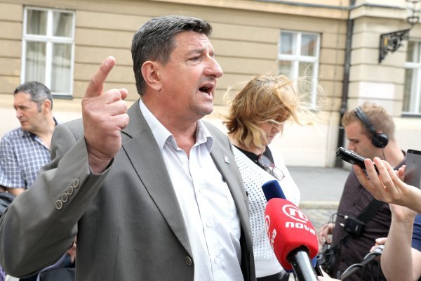 Istina o Istanbulskoj, Željko Sačić