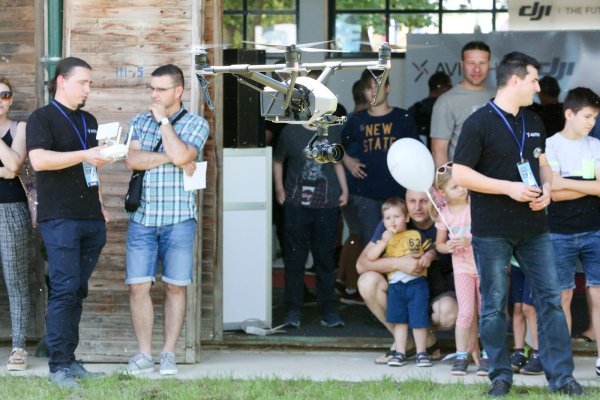 Sajam dronova u Osijeku